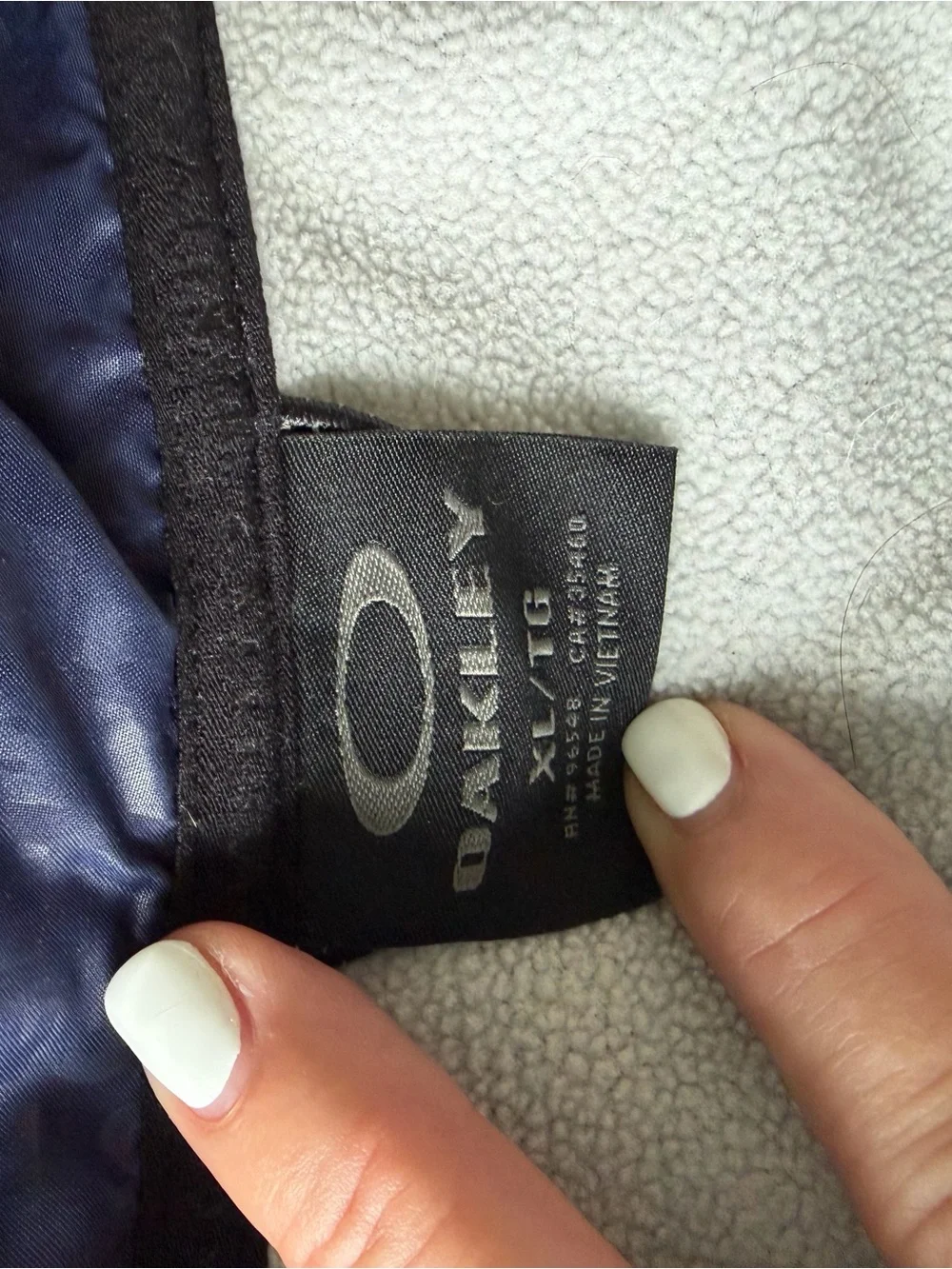 Oakley Men’s Heather Grey Hooded Performance Jacket with Navy Trim